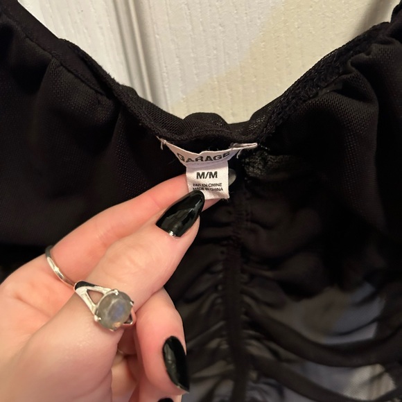 Garage Mesh Ruched Cropped Tank Top - Picture 3 of 4